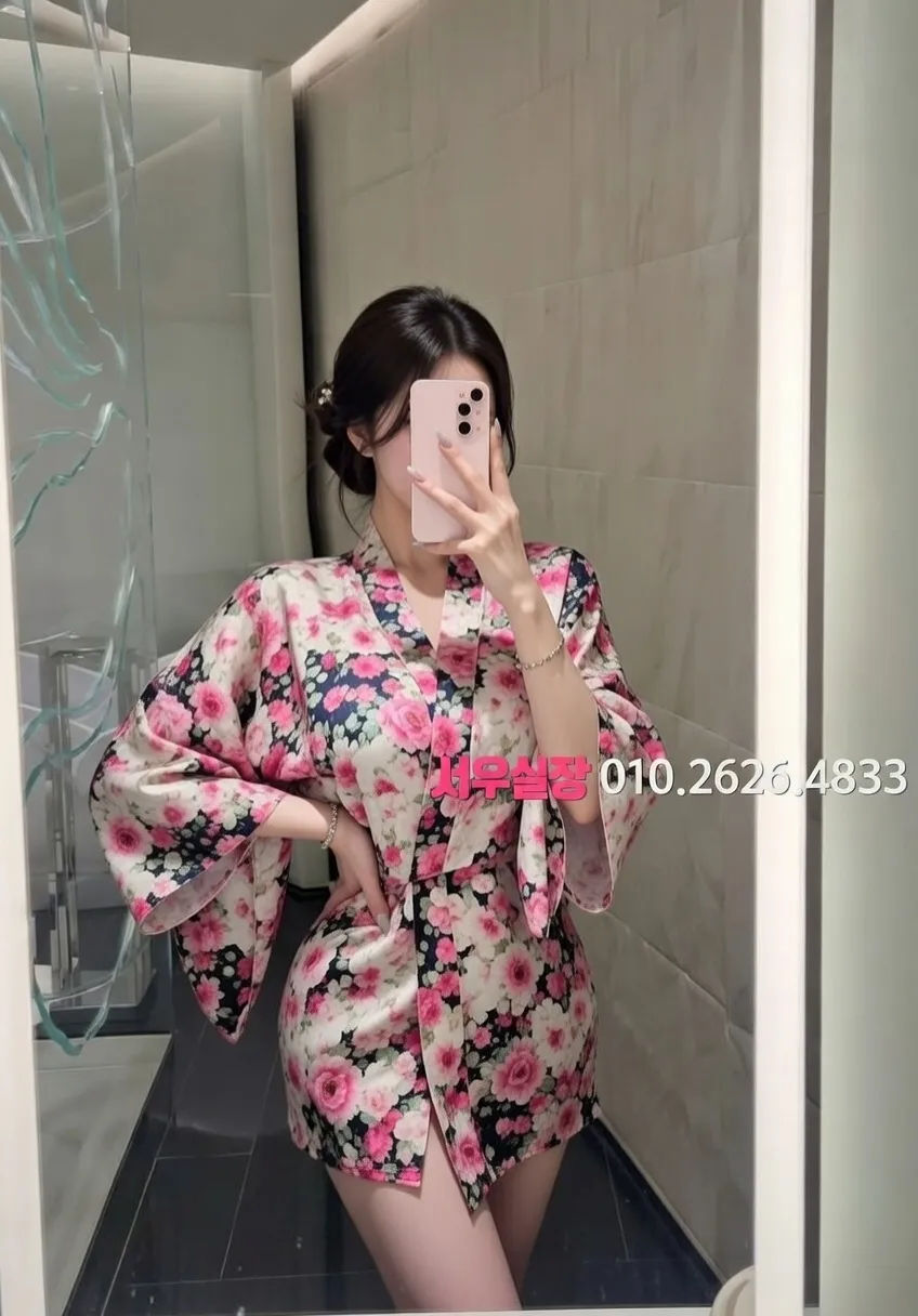 문정동 다국적 프리미엄 라인업 9번 프로필