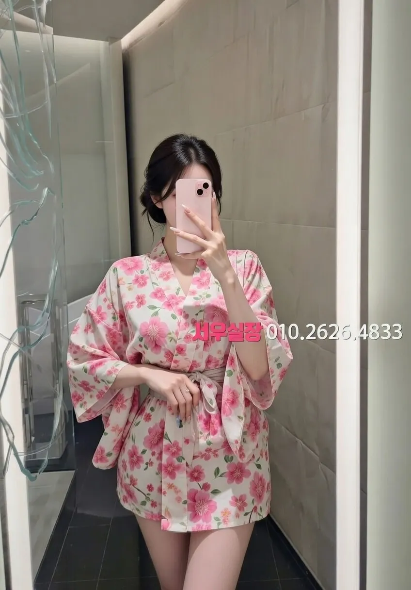 문정동 다국적 프리미엄 라인업 7번 프로필